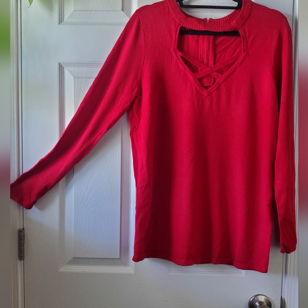 Long sleeved red shirt with back zipper